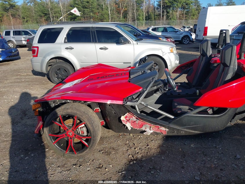 2015 Polaris Slingshot Sl VIN: 57XAAPFA4F5106612 Lot: 43580245