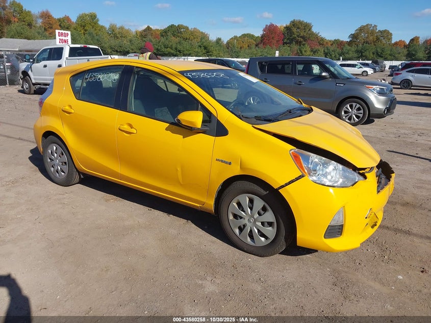 TOYOTA PRIUS C TWO
