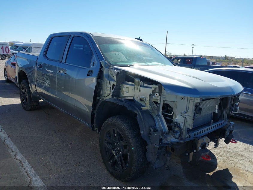 CHEVROLET SILVERADO 1500 4WD SHORT BED LT TRAIL BOSS