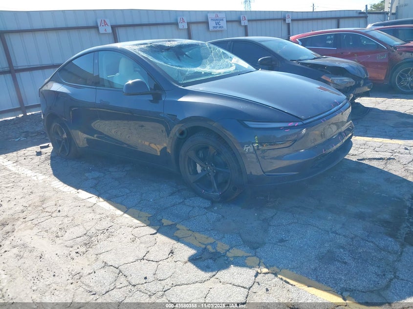 2026 TESLA MODEL Y LONG RANGE DUAL MOTOR ALL-WHEEL DRIVE/LONG RANGE LAUNCH SERIES - 7SAYGDEE7TA391681