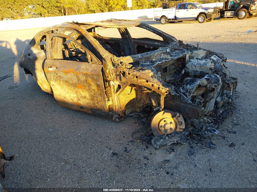 MERCEDES-BENZ GLA-CLASS 4MATIC