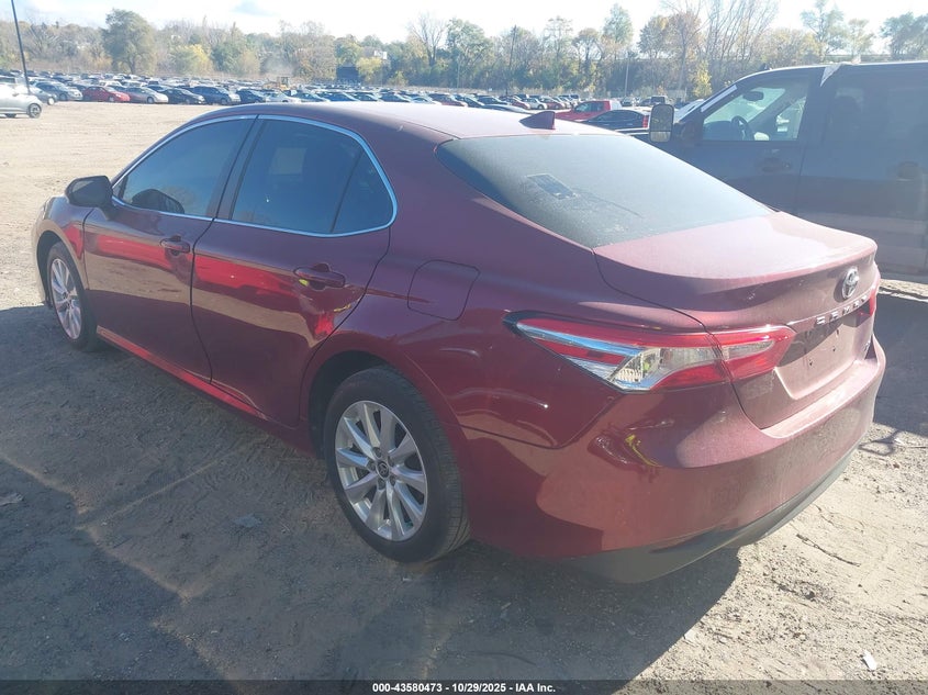 2020 Toyota Camry Le red sedan gasoline 4T1C11AK4LU980308 photo #4