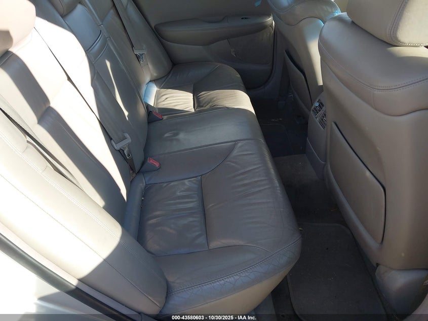 JTHBF30G330139340 2003 LEXUS ES photo no. 8