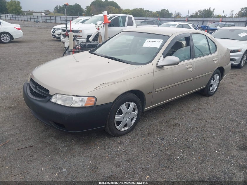 1N4DL01DX1C137446 2001 NISSAN ALTIMA photo no. 2