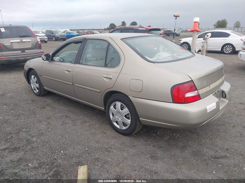 1N4DL01DX1C137446 2001 NISSAN ALTIMA photo no. 3