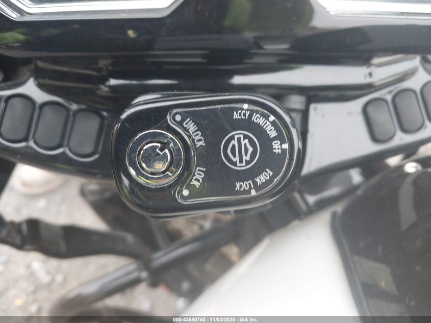 2018 HARLEY-DAVIDSON FLTRXS ROAD GLIDE SPECIAL - 1HD1KTC16JB674338