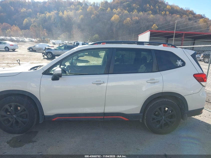 2020 SUBARU FORESTER SPORT - JF2SKAMC7LH560571
