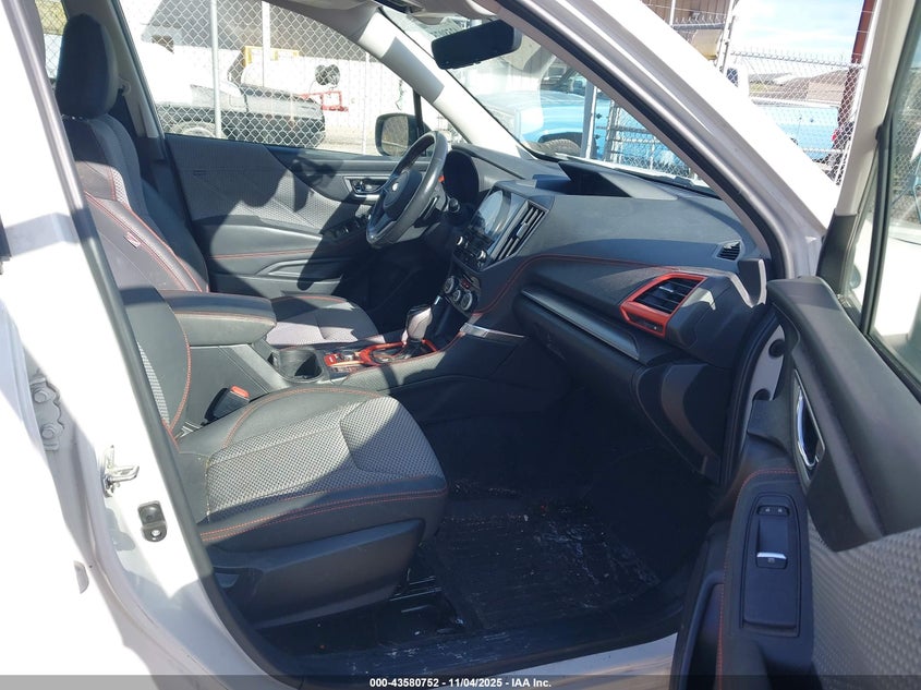 2020 SUBARU FORESTER SPORT - JF2SKAMC7LH560571