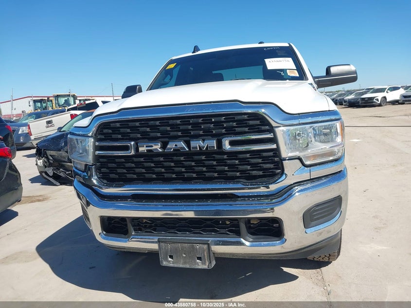 2022 Ram 2500 Big Horn 4X4 6'4 Box VIN: 3C6UR5DJ3NG182715 Lot: 43580758