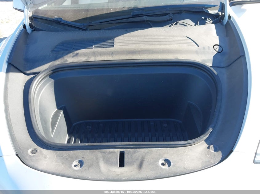 2021 Tesla Model Y Long Range Dual Motor All-Wheel Drive VIN: 5YJYGAEE5MF212702 Lot: 43580915