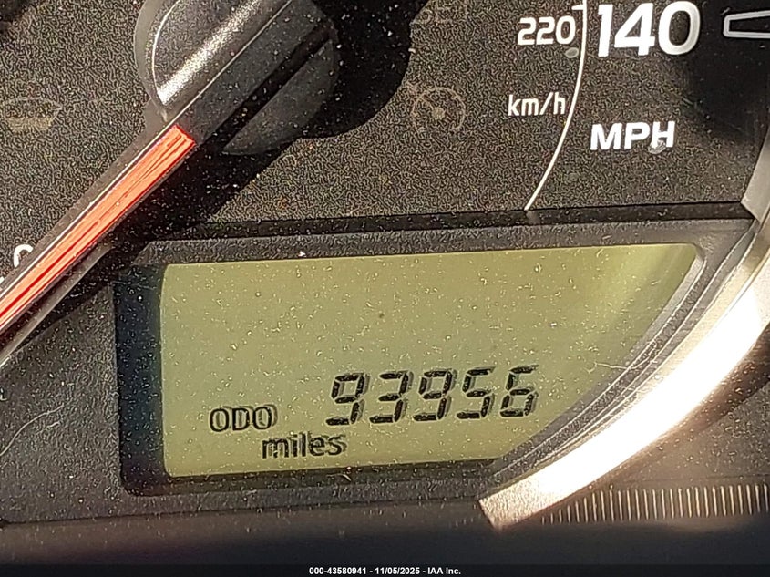 2015 TOYOTA RAV4 XLE - JTMWFREV4FJ055748