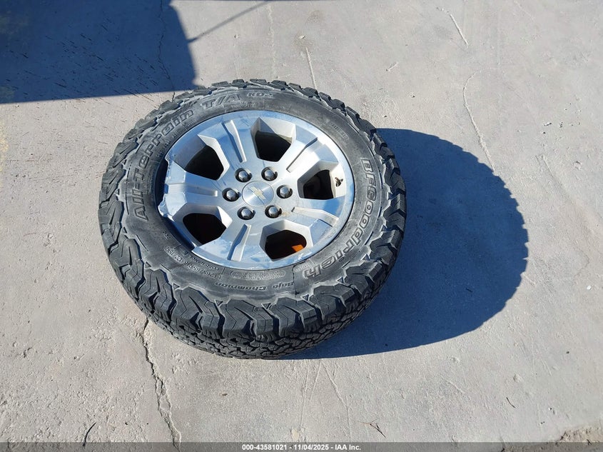 2018 CHEVROLET SILVERADO 1500 2LT 3GCUKREC3JG462990