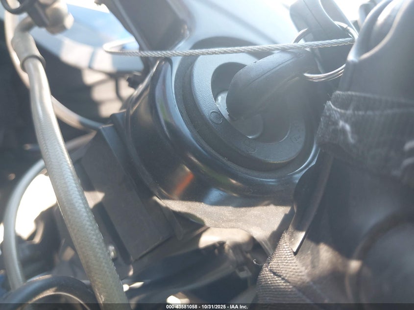 WB10591A75ZM27012 2005 BMW K 1200 photo no. 11