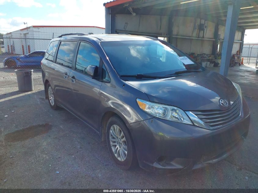 TOYOTA SIENNA XLE V6 8 PASSENGER