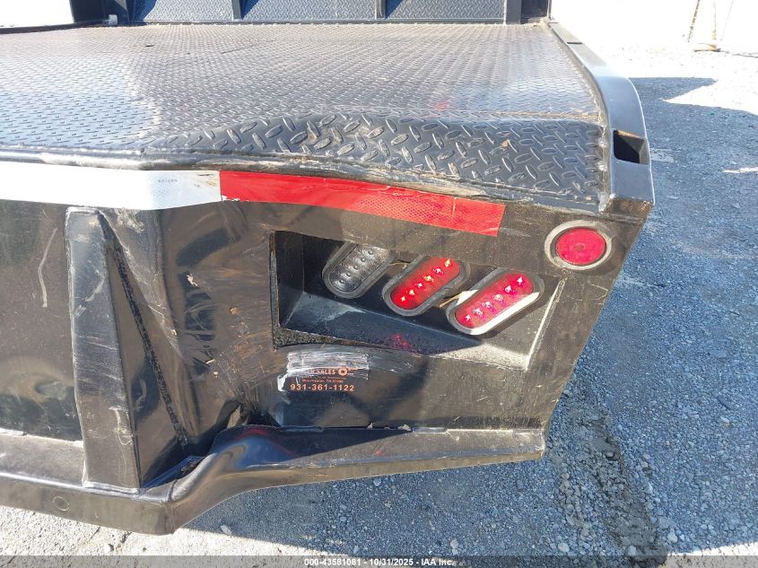 2000 Ford F-350 Lariat/Xl/Xlt VIN: 1FTWW33F4YEC09766 Lot: 43581081