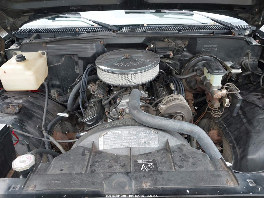 1988 Chevrolet Gmt-400 K1500 VIN: 1GCDK14KXJZ280889 Lot: 43581089