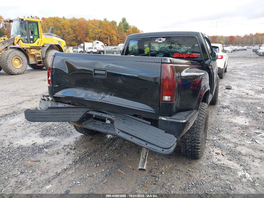 1988 Chevrolet Gmt-400 K1500 VIN: 1GCDK14KXJZ280889 Lot: 43581089