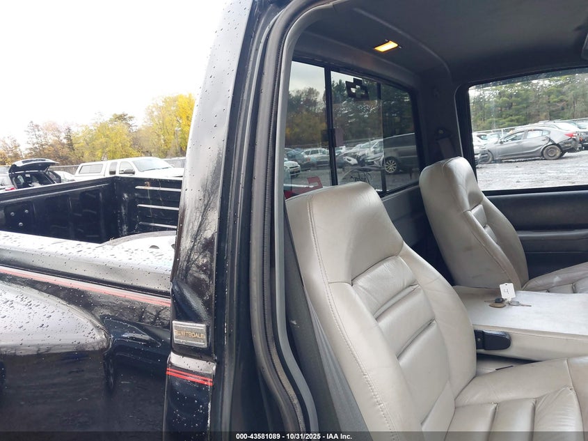 1988 Chevrolet Gmt-400 K1500 VIN: 1GCDK14KXJZ280889 Lot: 43581089