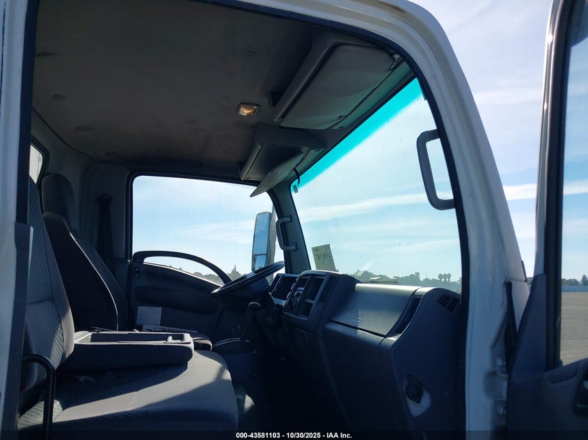 2012 Isuzu Npr Gas Reg VIN: 54DC4W1B5CS805405 Lot: 43581103