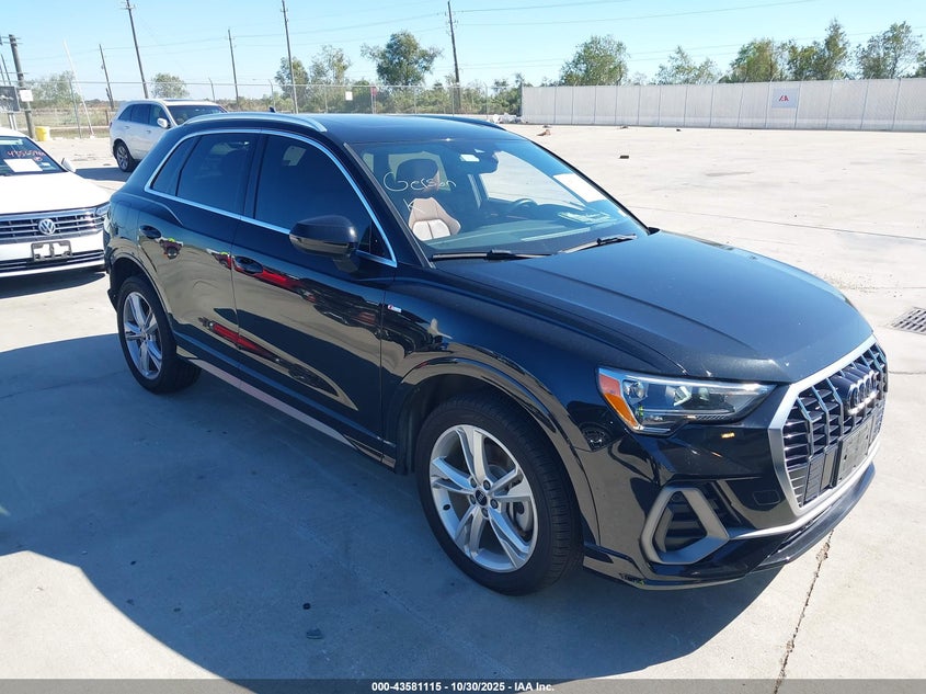 AUDI Q3 PREMIUM 45 TFSI S LINE QUATTRO TIPTRONIC
