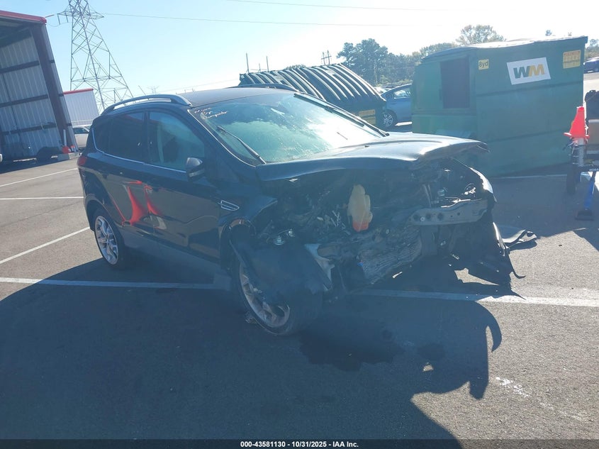 FORD ESCAPE TITANIUM