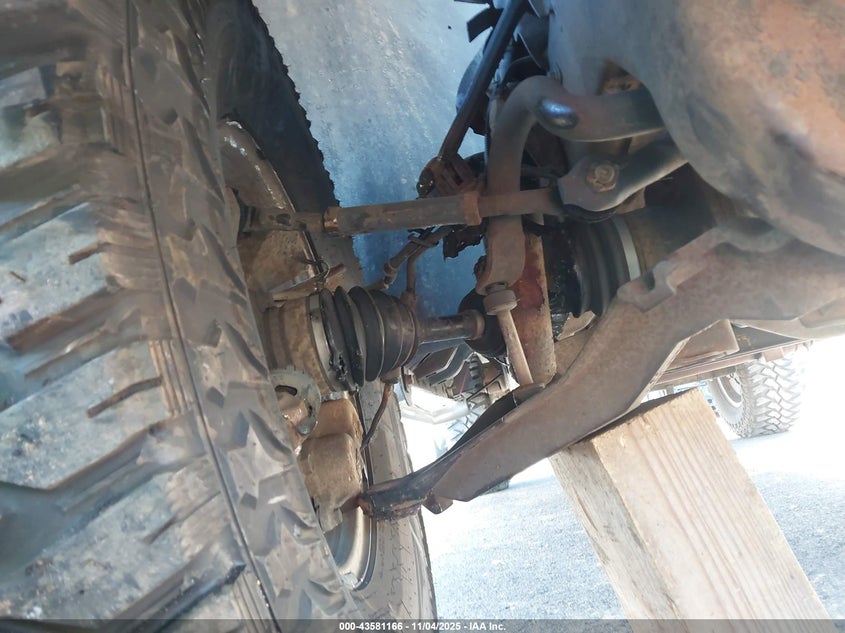 2002 Ford F-150 Lariat/Xlt VIN: 1FTRW08L22KA75505 Lot: 43581166