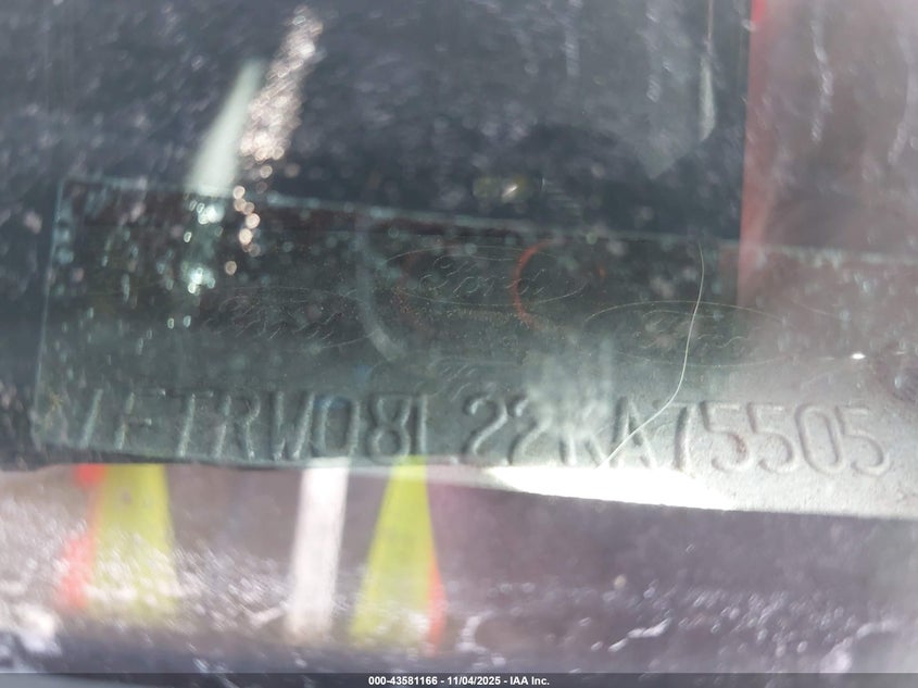 2002 Ford F-150 Lariat/Xlt VIN: 1FTRW08L22KA75505 Lot: 43581166