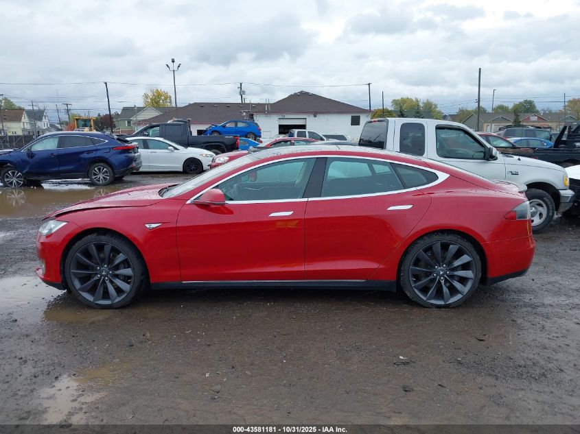 2013 Tesla Model S Performance VIN: 5YJSA1DP6DFP12765 Lot: 43581181