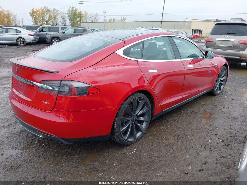 5YJSA1DP6DFP12765 2013 TESLA MODEL S photo no. 4