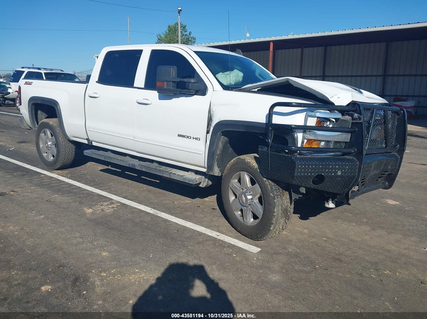 CHEVROLET SILVERADO 2500 LT