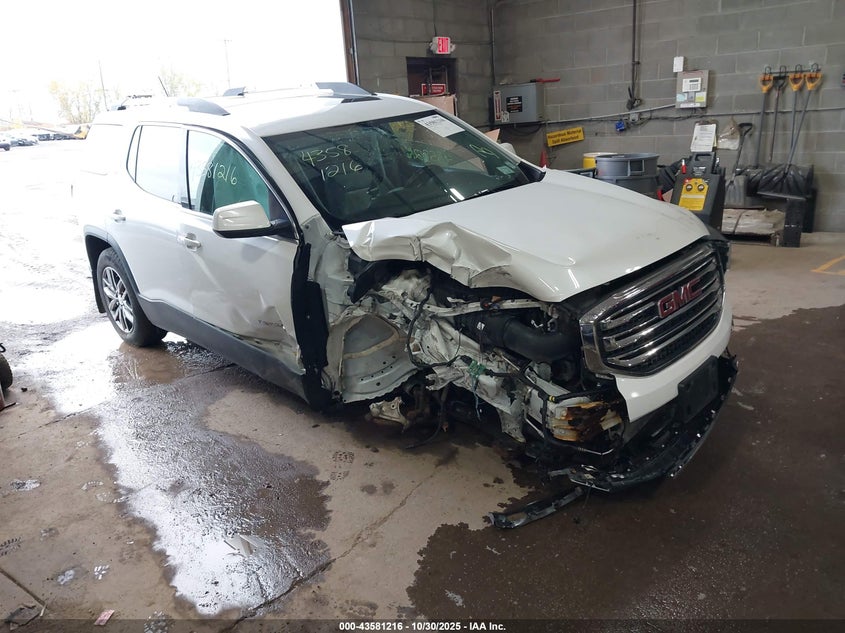 GMC ACADIA SLT-1