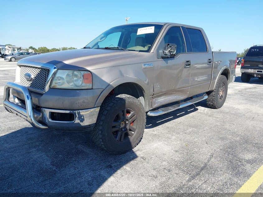 1FTPW145X4KD46012 2004 FORD F-150 photo no. 2
