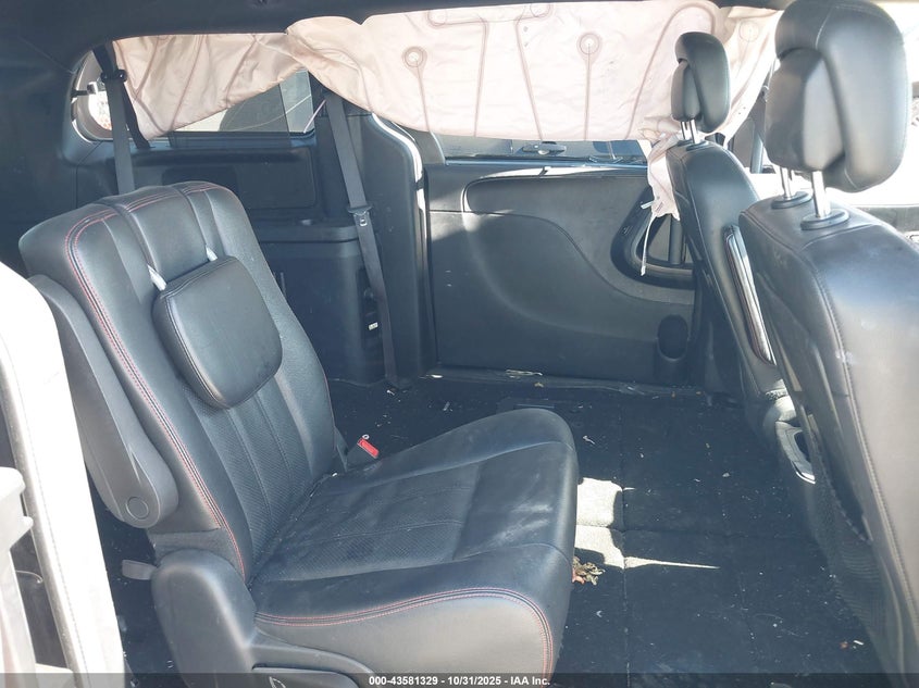 2017 Dodge Grand Caravan Gt VIN: 2C4RDGEG7HR746098 Lot: 43581329