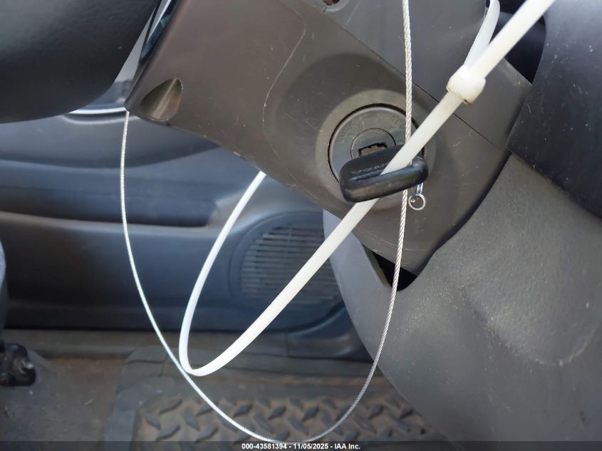 2000 Honda Passport Ex/Lx VIN: 4S6DM58WXY4405253 Lot: 43581394