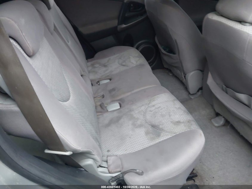 JTMBD33V566011328 2006 TOYOTA RAV 4 photo no. 8