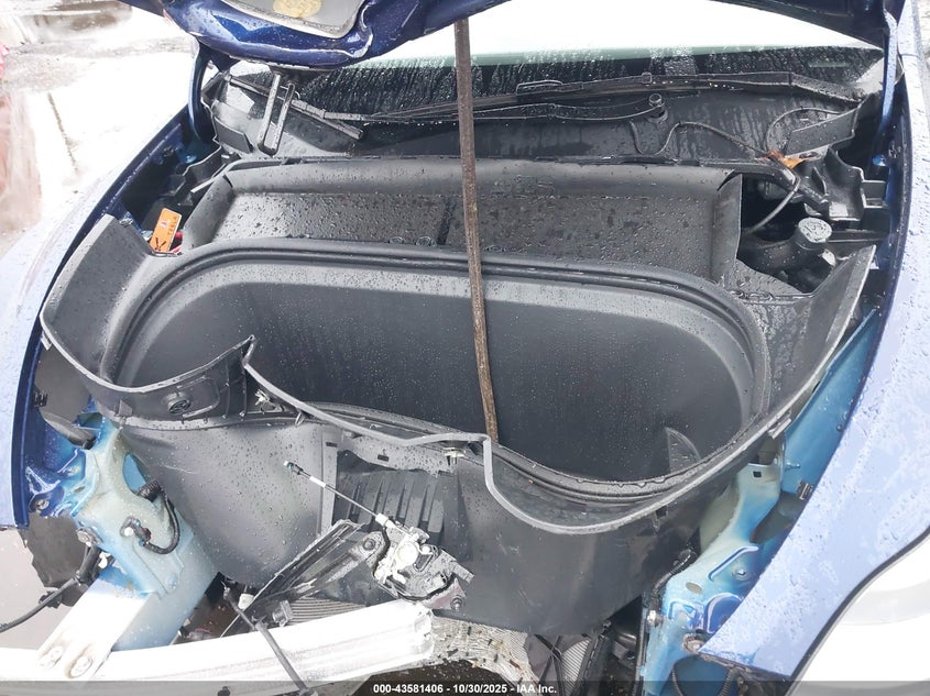 2024 Tesla Model Y Long Range Dual Motor All-Wheel Drive VIN: 7SAYGAEE5RF200351 Lot: 43581406