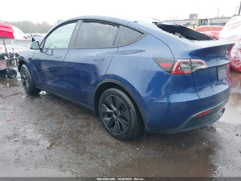 2024 Tesla Model Y Long Range Dual Motor All-Wheel Drive VIN: 7SAYGAEE5RF200351 Lot: 43581406