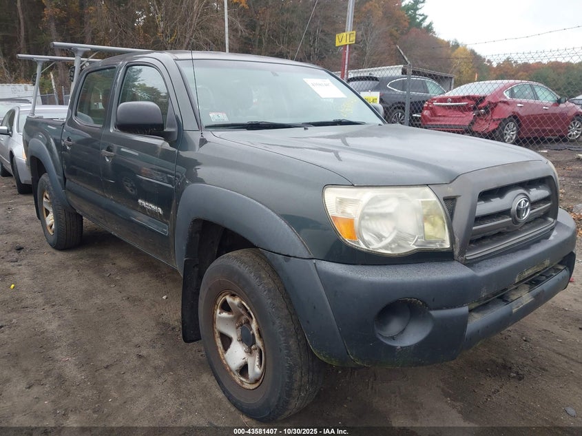 TOYOTA TACOMA BASE V6