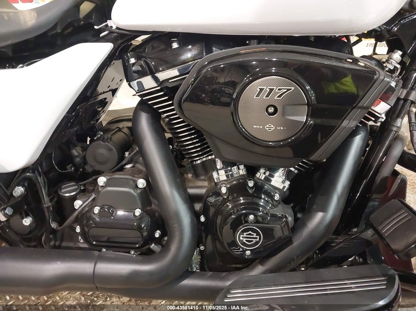 2025 Harley-Davidson Flhx VIN: 1HD1KB719SB631571 Lot: 43581410