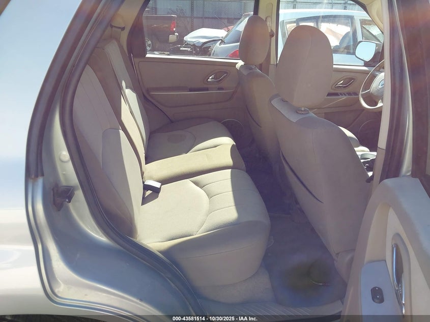 2006 Mercury Mariner Luxury/Premier VIN: 4M2YU56196KJ05664 Lot: 43581514