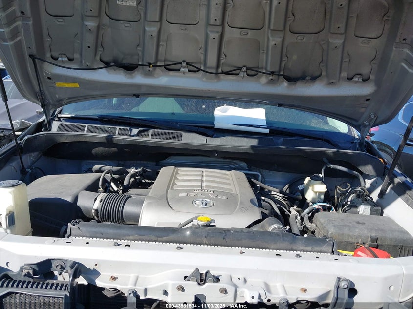 2008 Toyota Sequoia Sr5 5.7L V8 VIN: 5TDZY64AX8S015359 Lot: 43581534