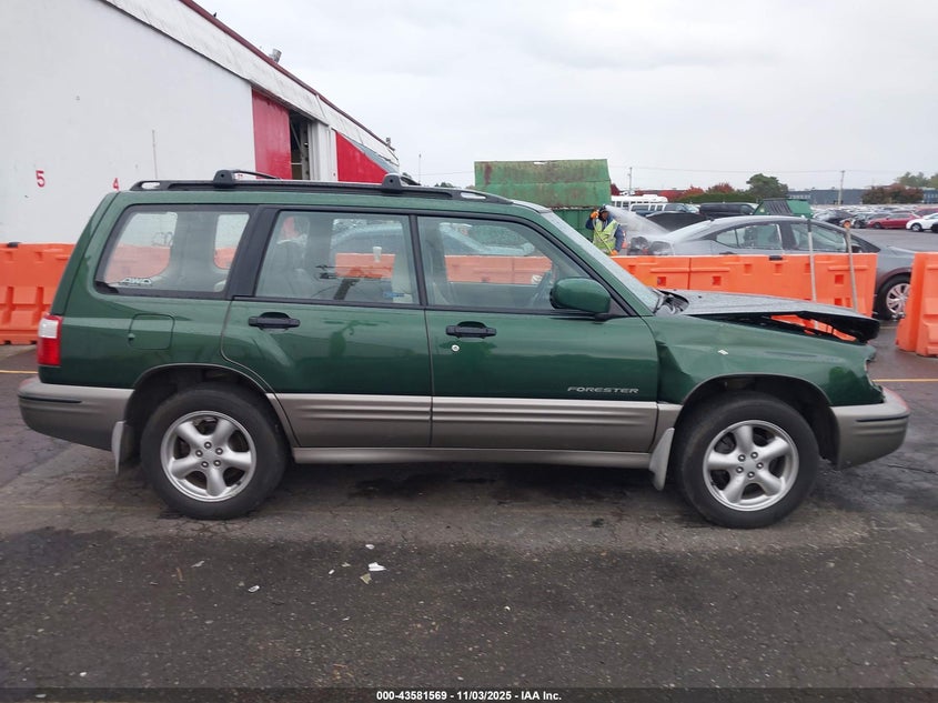 JF1SF65532H756916 2002 SUBARU FORESTER photo no. 14
