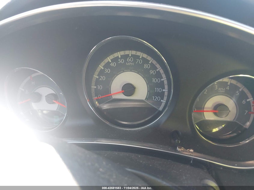 2013 CHRYSLER 200 TOURING - 1C3CCBBB3DN666071