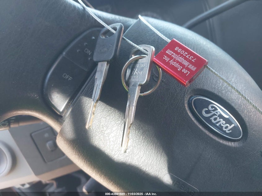 2011 Ford E-350 Super Duty Xl VIN: 1FBSS3BL1BDA28708 Lot: 43581589