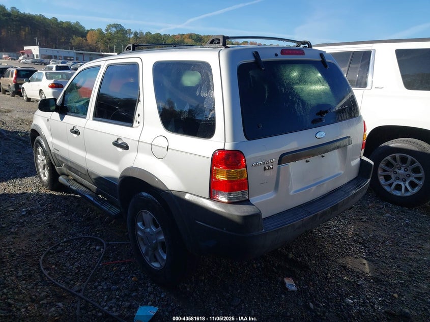 1FMYU03192KC91161 2002 FORD ESCAPE photo no. 3