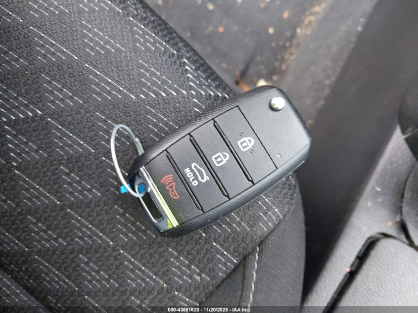 2020 Kia Rio S VIN: 3KPA24AD6LE255609 Lot: 43581628