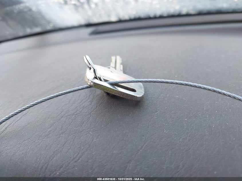 1999 Toyota Camry Le VIN: JT2BG22K4X0371809 Lot: 43581635