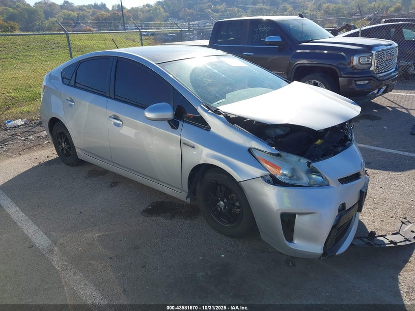 TOYOTA PRIUS THREE