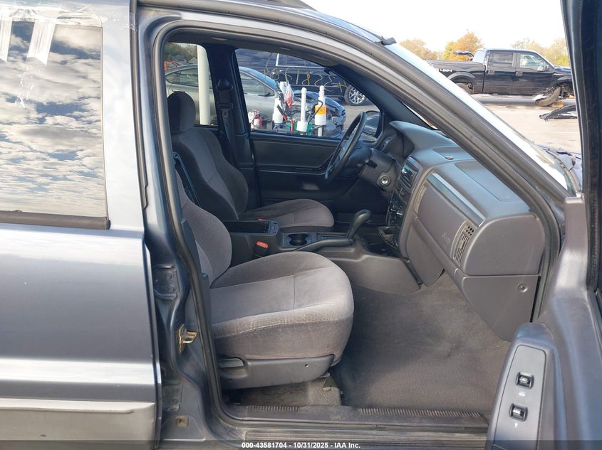 1J4GW48S41C636652 2001 JEEP GRAND CHEROKEE photo no. 5