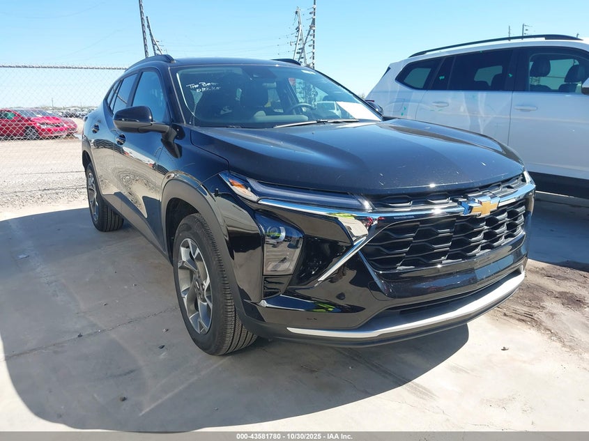 CHEVROLET TRAX FWD LT